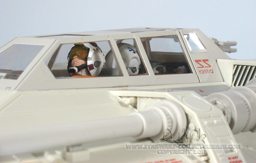 Luke Skywalker's Snowspeeder TVC Hasbro